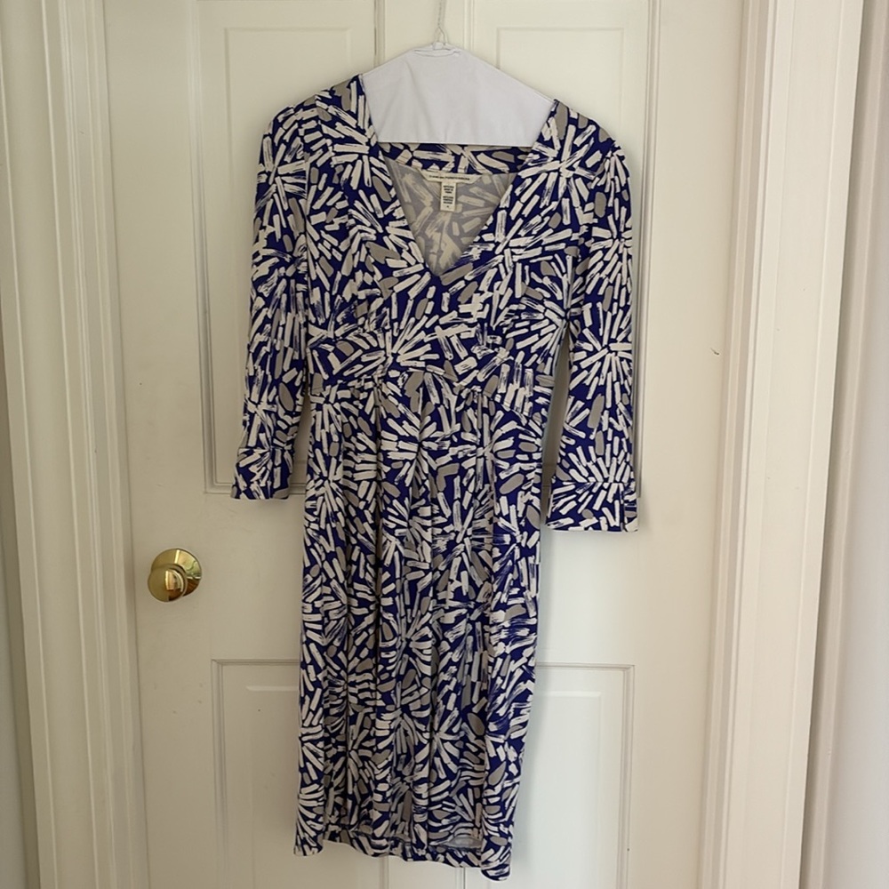 Diane Von Furstenberg Navy and Cream Silk Dress